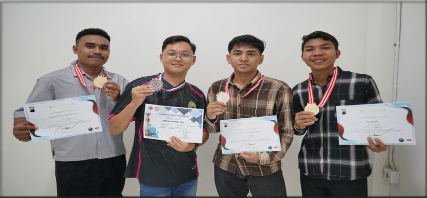 Wisuda 53